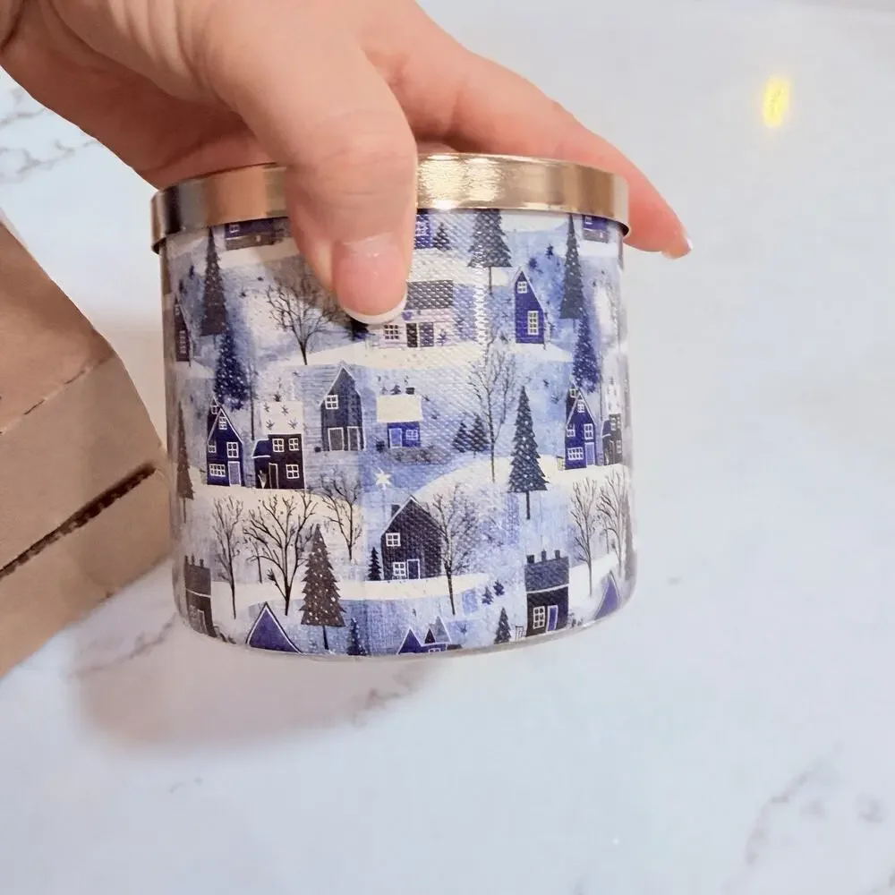 ALL NEW Christmas Cabin 3-Wick Candle 25-45 burn hours 14 oz Bath & Body Works